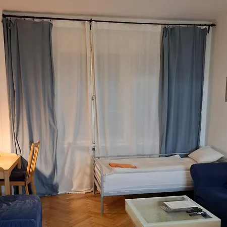 Apartman Coronation